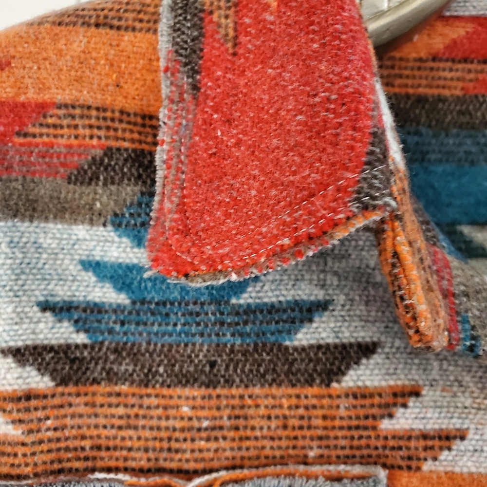 New Yellowstone Native Distressed Flannel Jacket Coat Shacket Top Blue Red - Picture 3 of 11